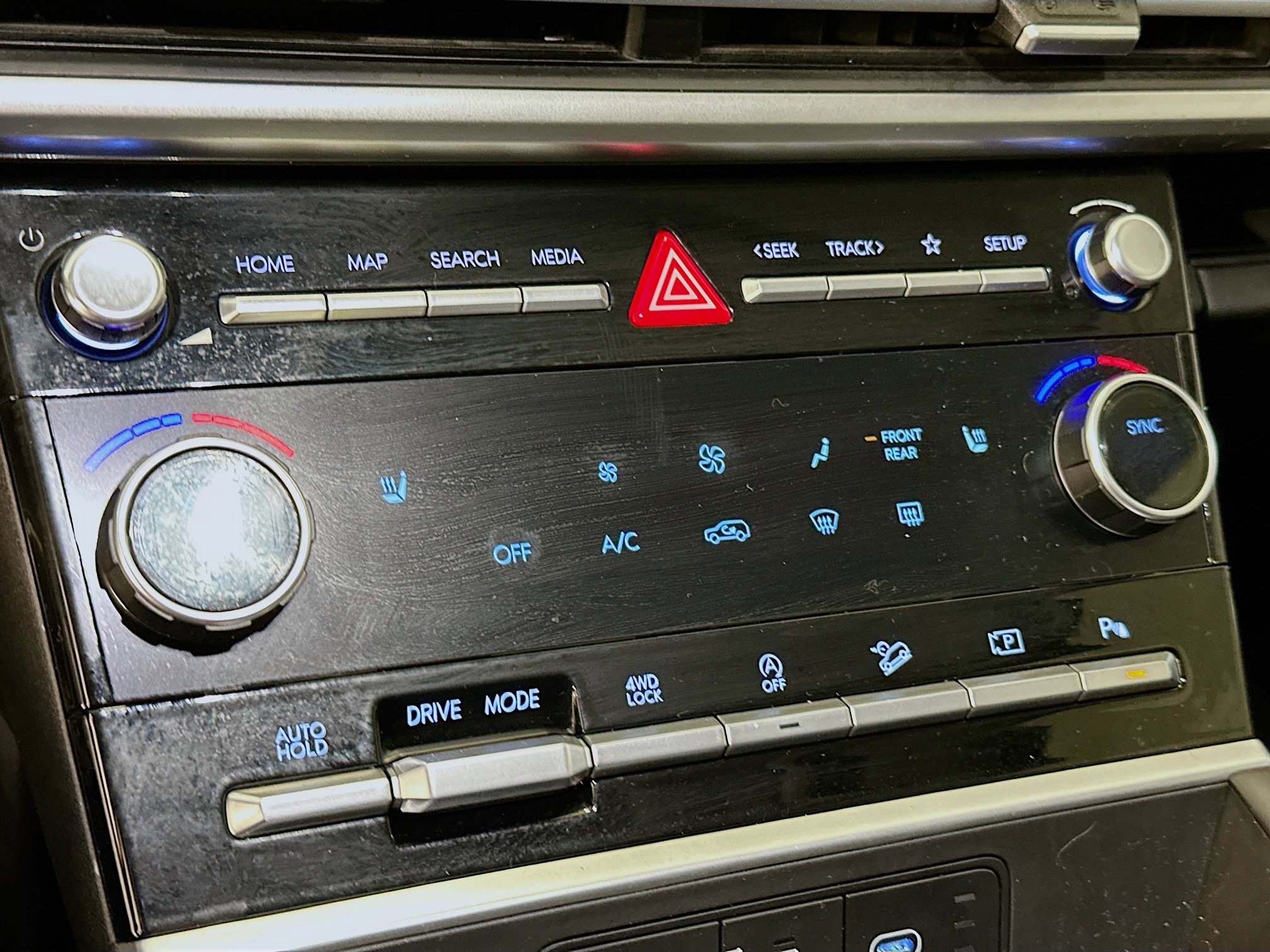 Used 2025 Hyundai Santa Fe XRT image 24