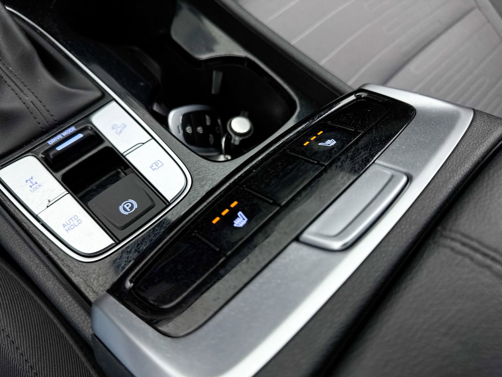 Used 2023 Hyundai Santa Cruz SEL Premium image 27