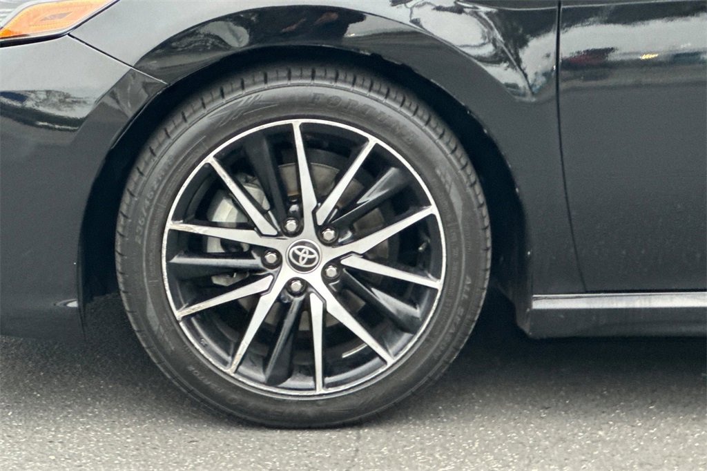 Used 2022 Toyota Camry SE image 29