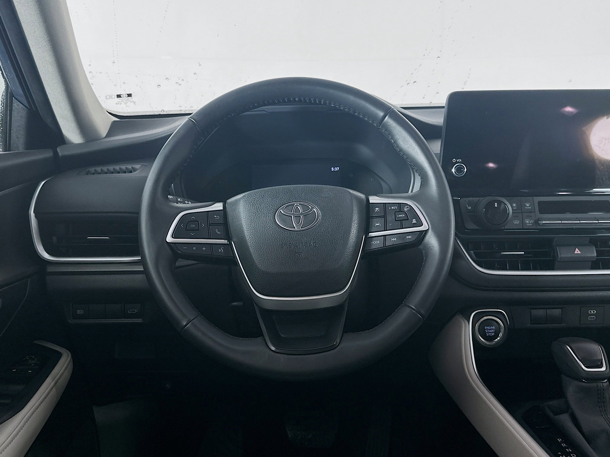 Used 2025 Toyota Grand Highlander FWD image 18