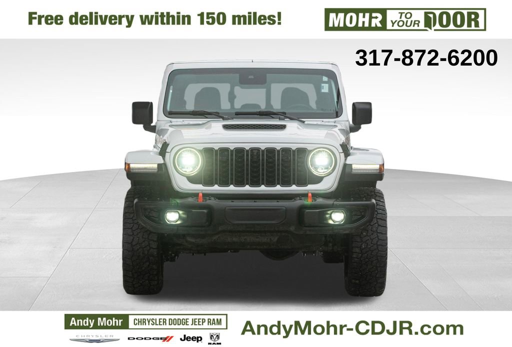 Used 2025 Jeep Gladiator Mojave w/ Convenience Group image 2