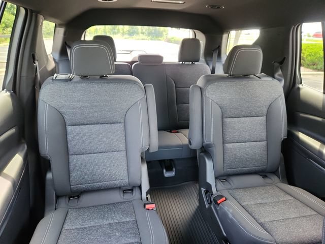 New 2026 Chevrolet Traverse LT w/ Driver Confidence Package FWD image 17