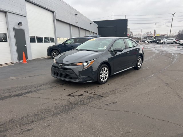 Used 2024 Toyota Corolla LE image 19