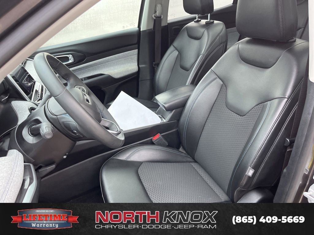 Used 2022 Jeep Compass Latitude w/ Sun and Sound Group image 8