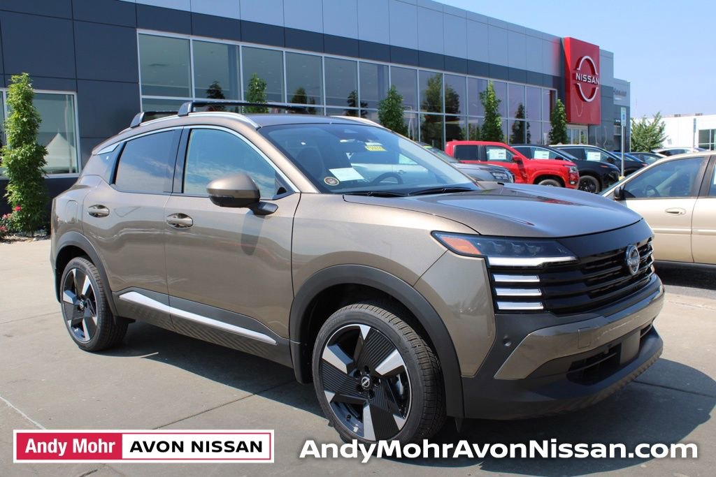 New 2025 Nissan Kicks SR