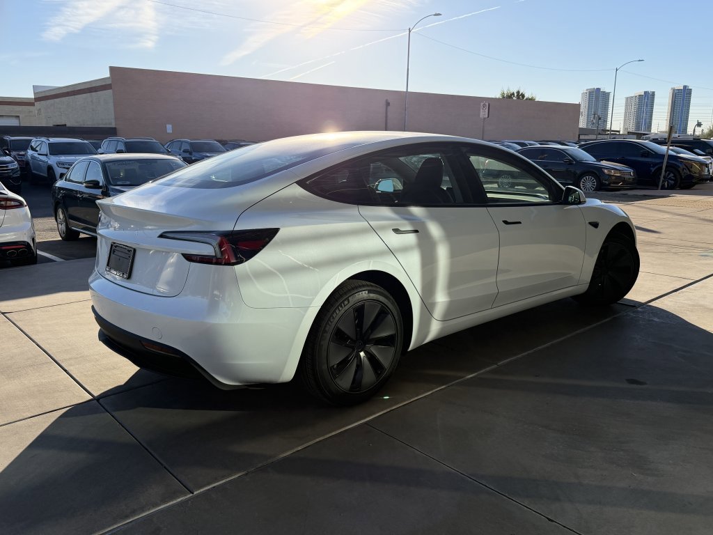 Used 2025 Tesla Model 3 image 4
