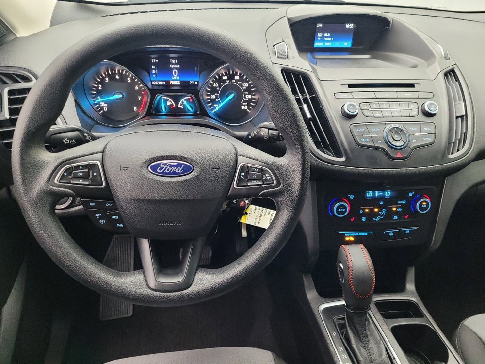 Used 2018 Ford Escape SE image 22