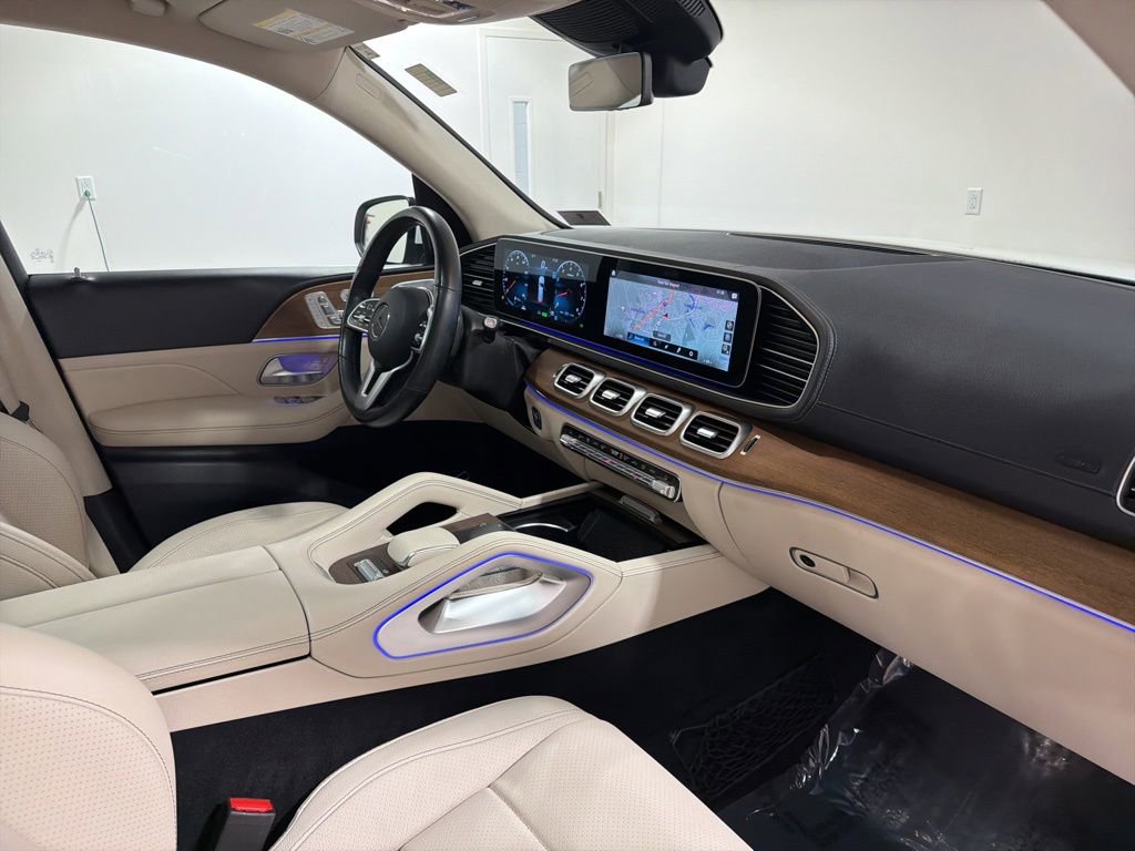 Used 2021 Mercedes-Benz GLS 450 4MATIC image 24