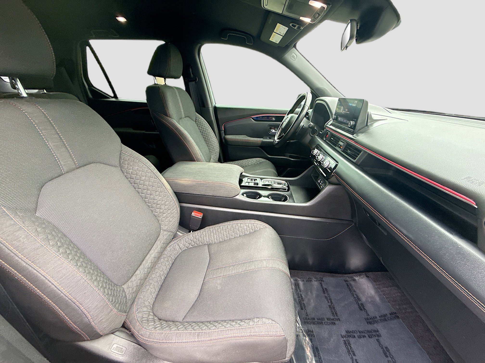 Used 2023 Honda Pilot Sport image 31