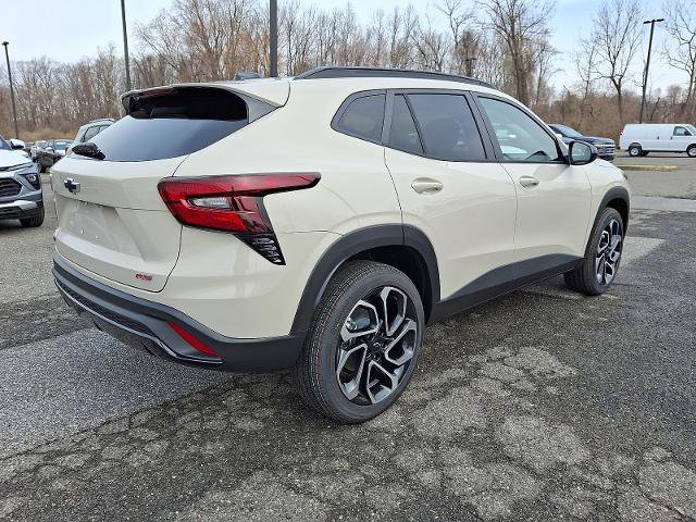 New 2026 Chevrolet Trax RS image 4