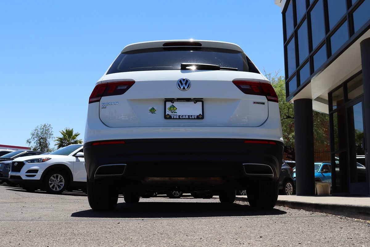 Used 2019 Volkswagen Tiguan SE w/ Panoramic Sunroof Package AWD/4WD image 12