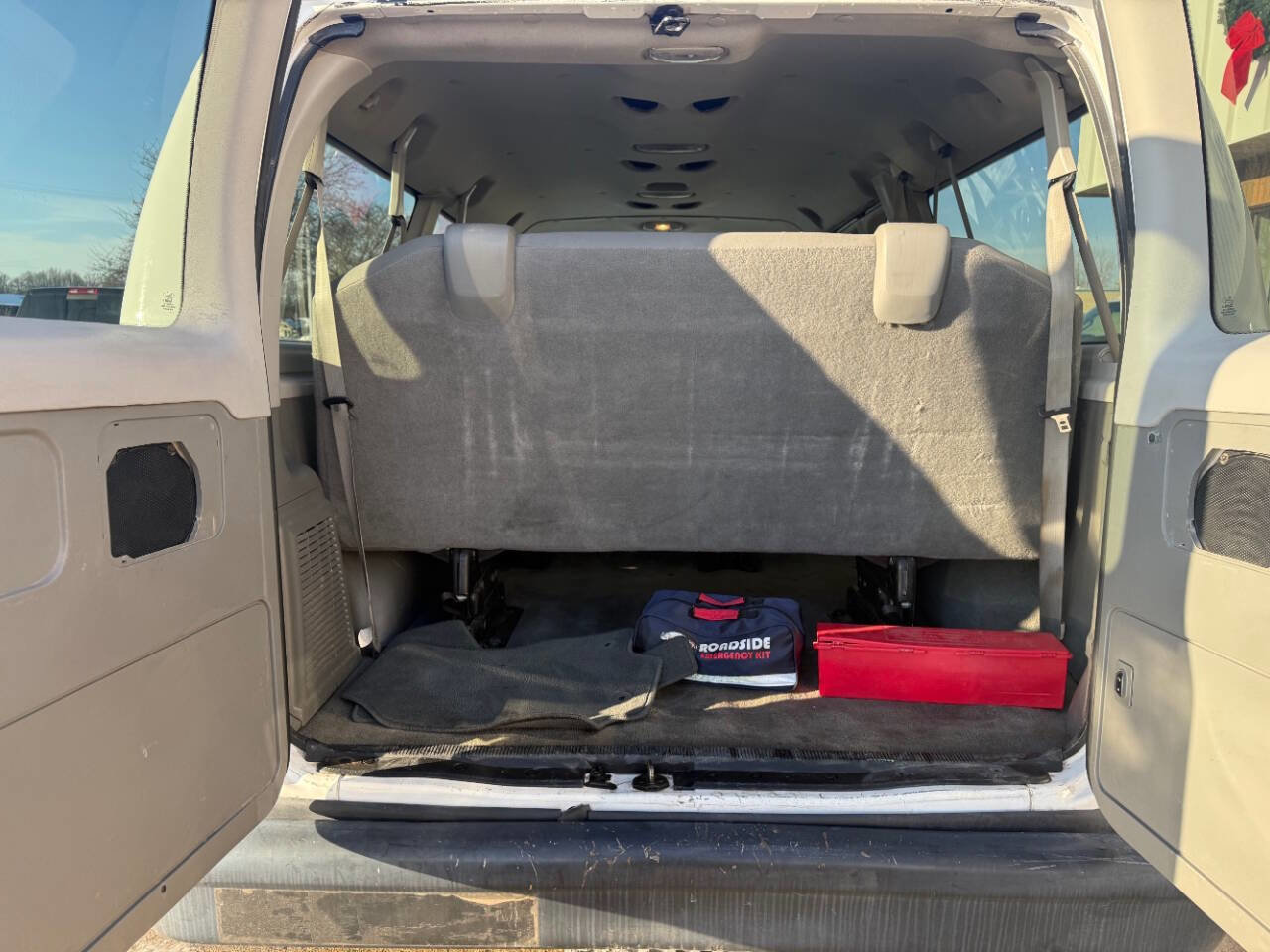 Used 2012 Ford E-350 and Econoline 350 XL w/ Interior Upgrade Pkg image 19