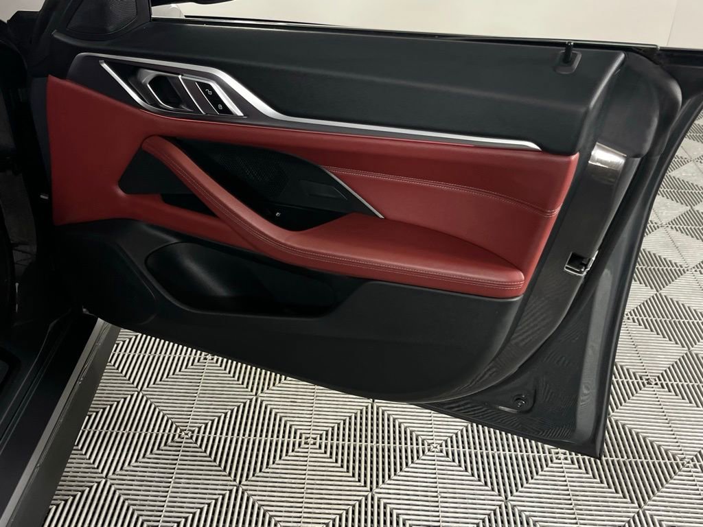 Used 2022 BMW i4 eDrive40 w/ Premium Package image 32