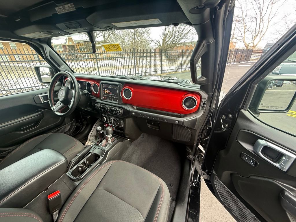 Used 2022 Jeep Wrangler Unlimited Rubicon image 12