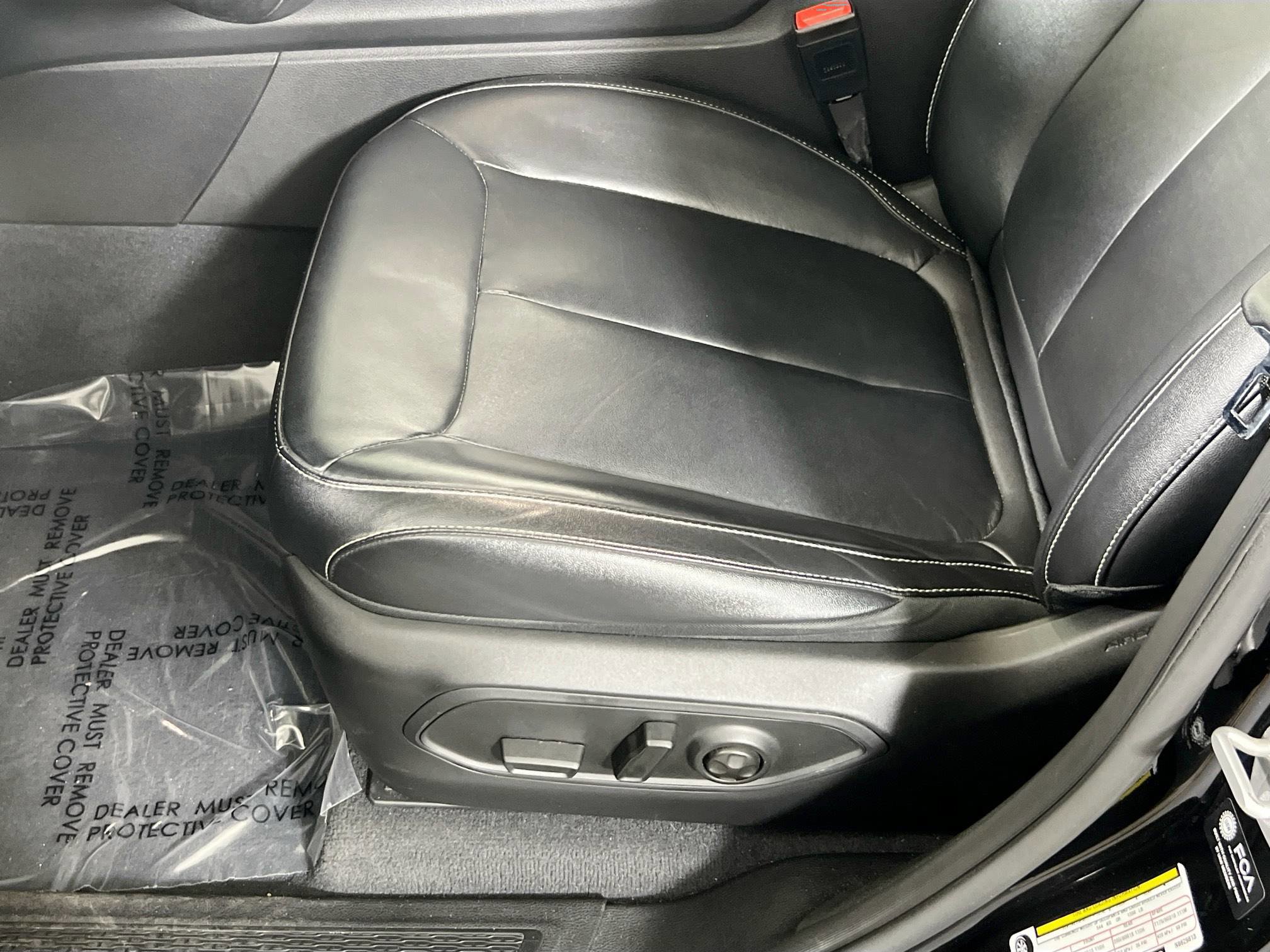 Used 2022 Jeep Grand Cherokee L Limited image 19