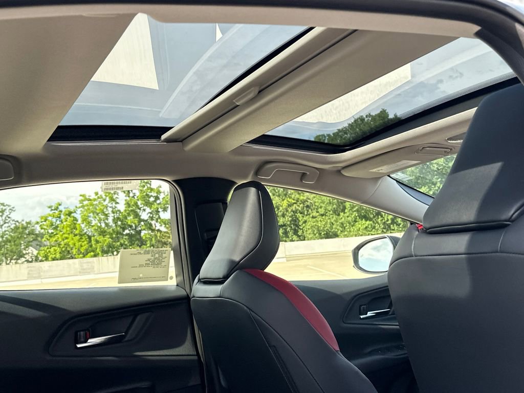 New 2026 Toyota Prius Plug-In Hybrid FWD image 9