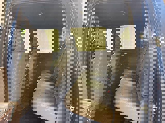 Used 2021 GMC Sierra 2500 SLT image 29