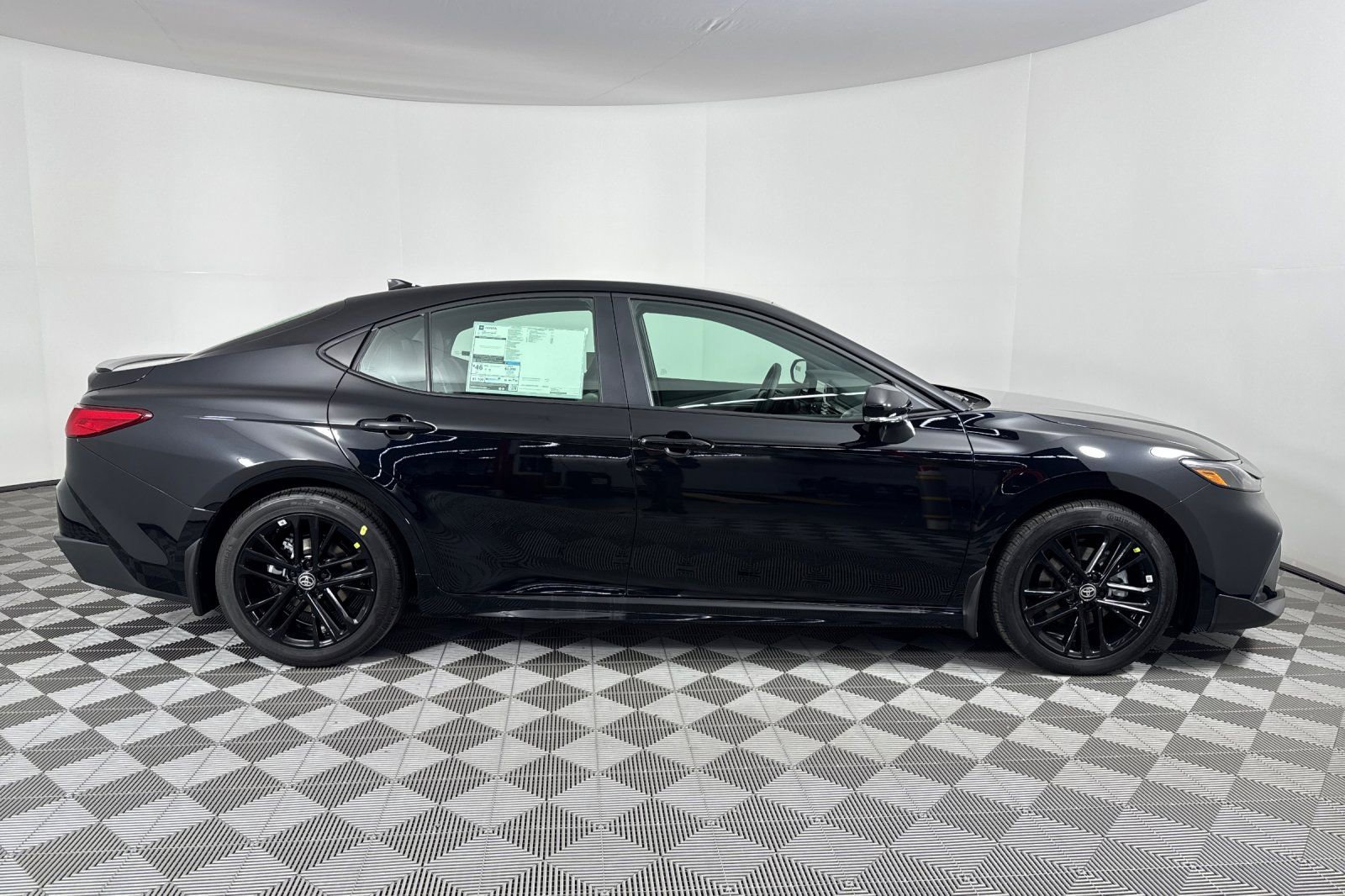 New 2026 Toyota Camry SE image 3