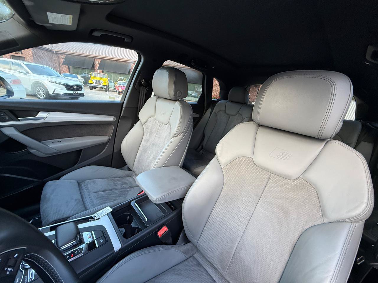 Used 2018 Audi SQ5 Prestige AWD/4WD image 23