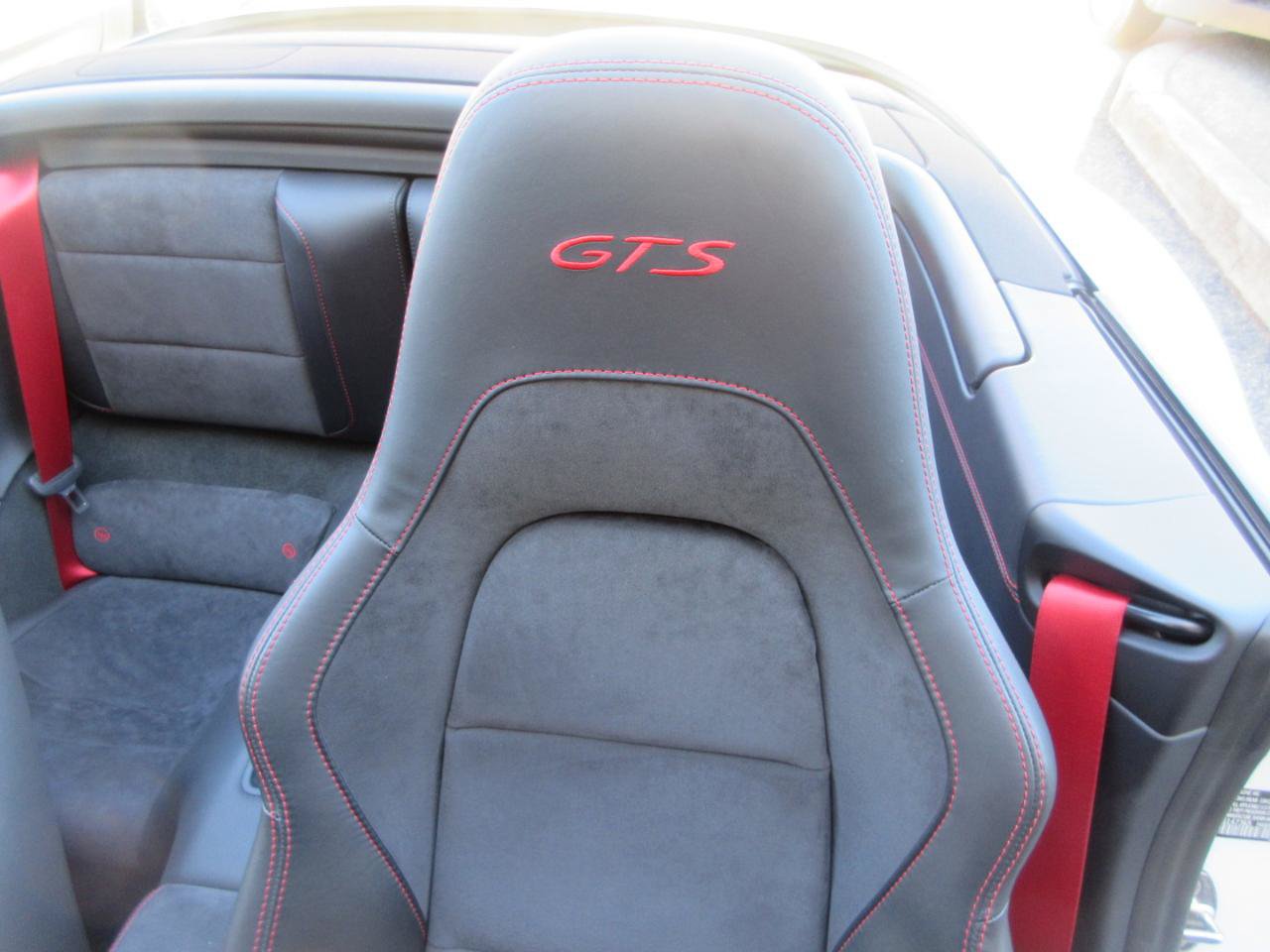 Used 2018 Porsche 911 Carrera 4 GTS AWD/4WD image 16