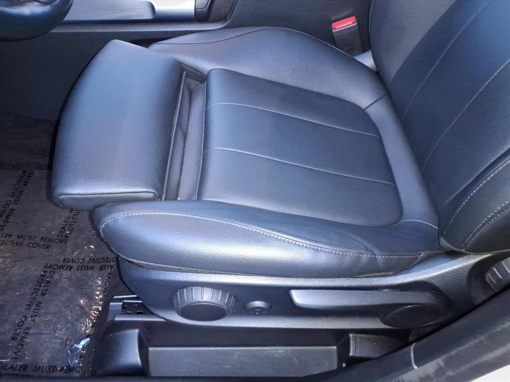 Used 2022 Mercedes-Benz GLB 250 4MATIC image 17