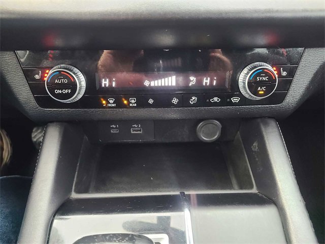 Used 2023 Mitsubishi Outlander SE image 30