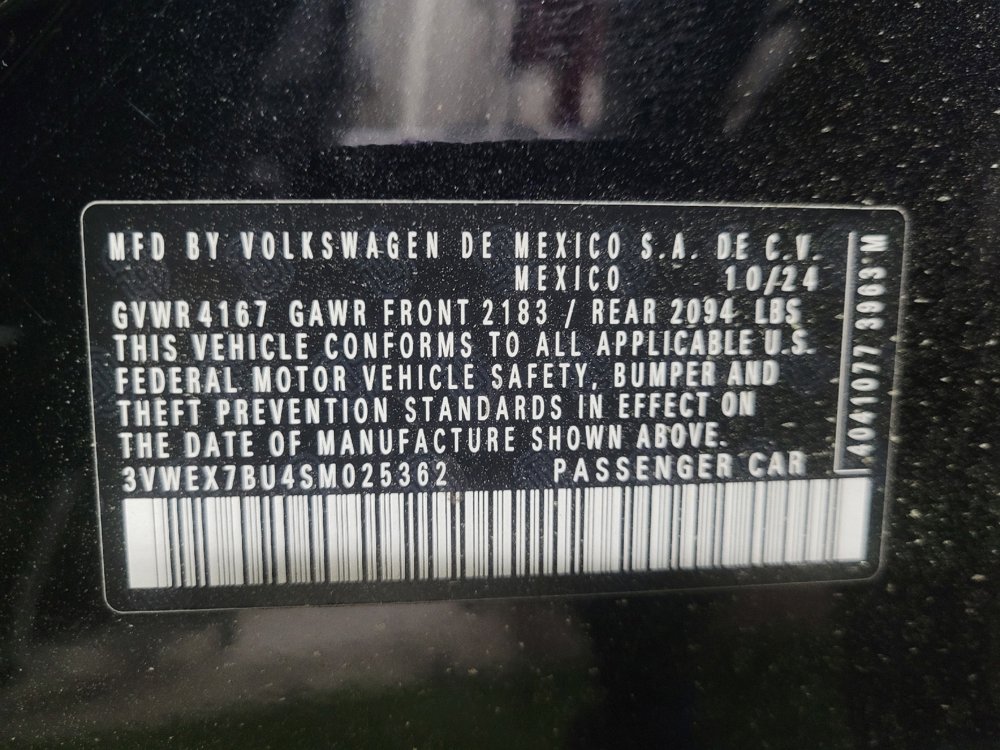 Used 2025 Volkswagen Jetta SE FWD image 33
