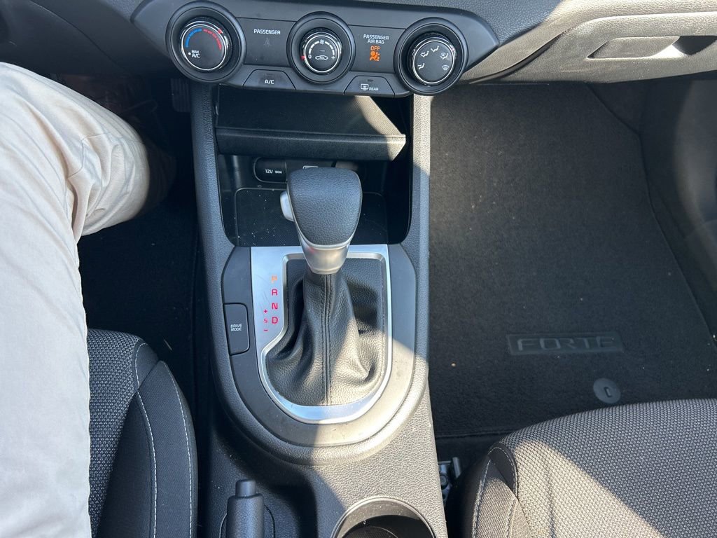 Certified 2024 Kia Forte LXS image 7