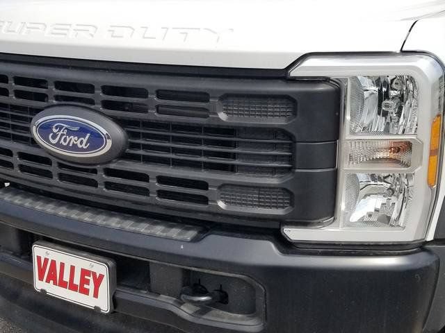 New 2026 Ford F550 2WD Regular Cab Super Duty w/ Snow Plow Prep Package image 11