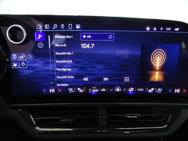 Used 2025 Chevrolet Equinox EV RS w/ Convenience Package II image 12