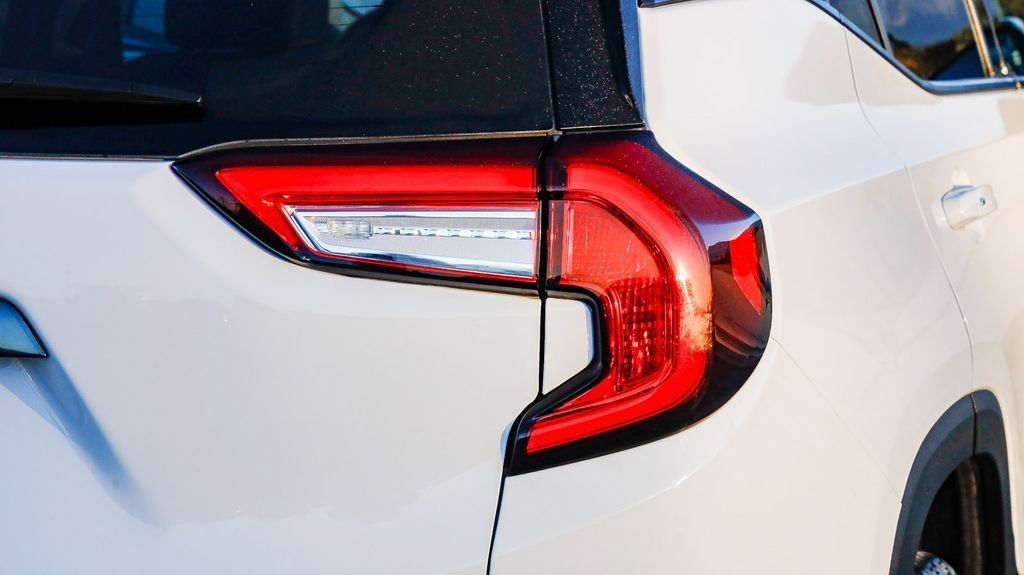 Used 2023 GMC Terrain AT4 image 10