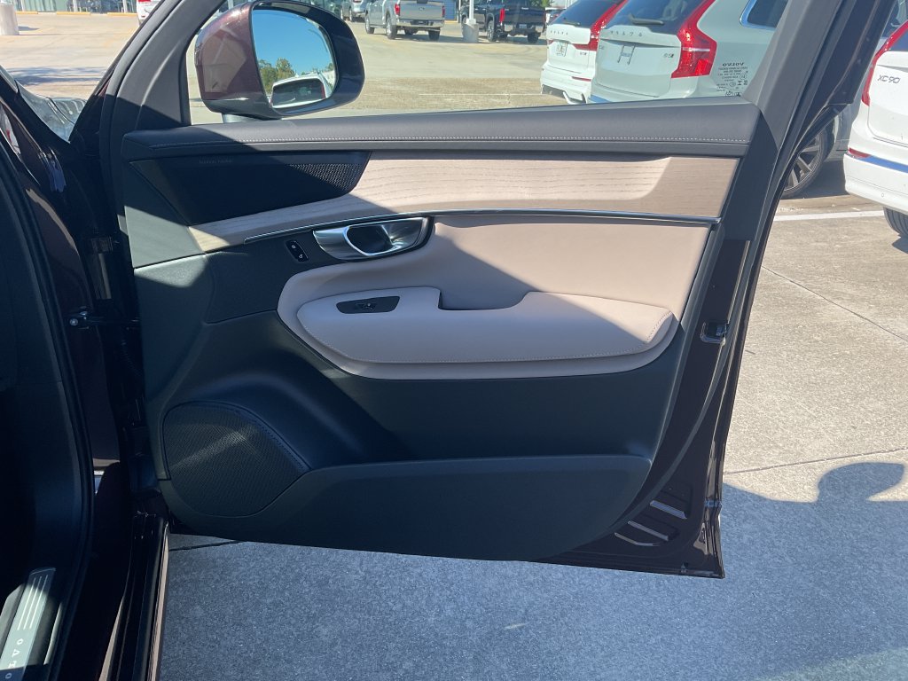 New 2027 Volvo XC90 B6 Plus AWD/4WD image 18