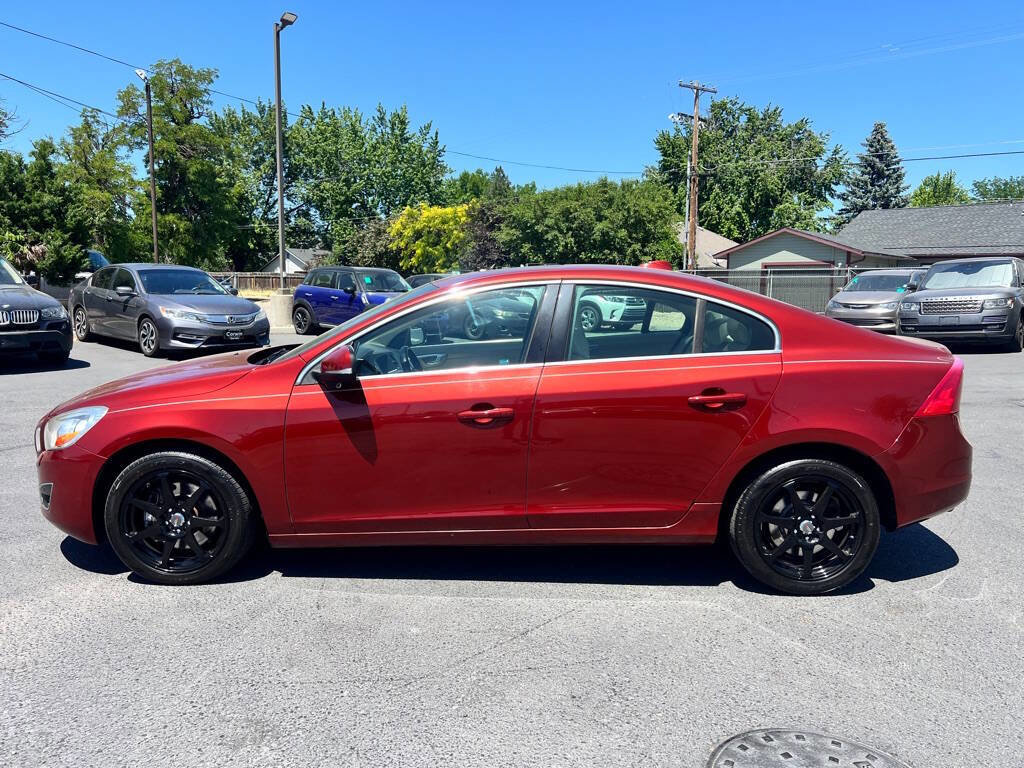 Used 2011 Volvo S60 T6 AWD/4WD image 4