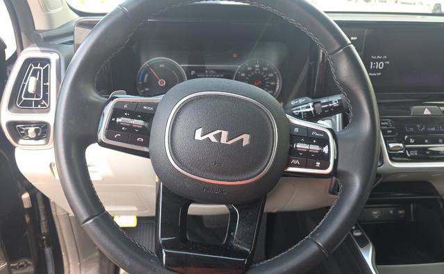 Used 2024 Kia Sorento EX image 7