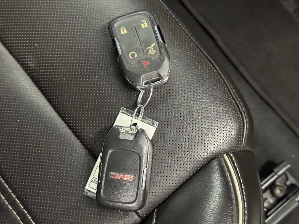 Used 2017 GMC Acadia Denali w/ Technology Package image 24