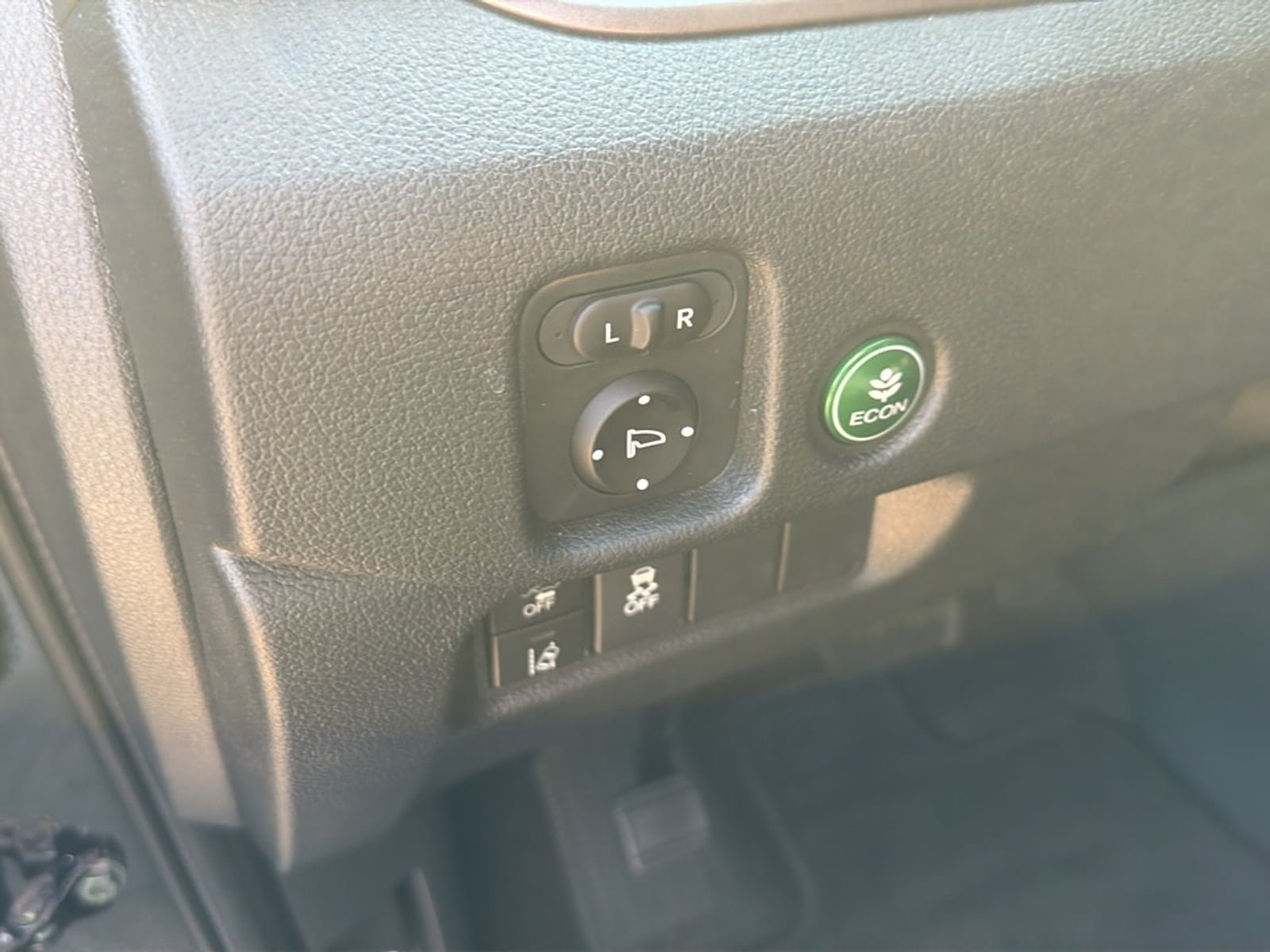 Used 2022 Honda Pilot Sport image 27