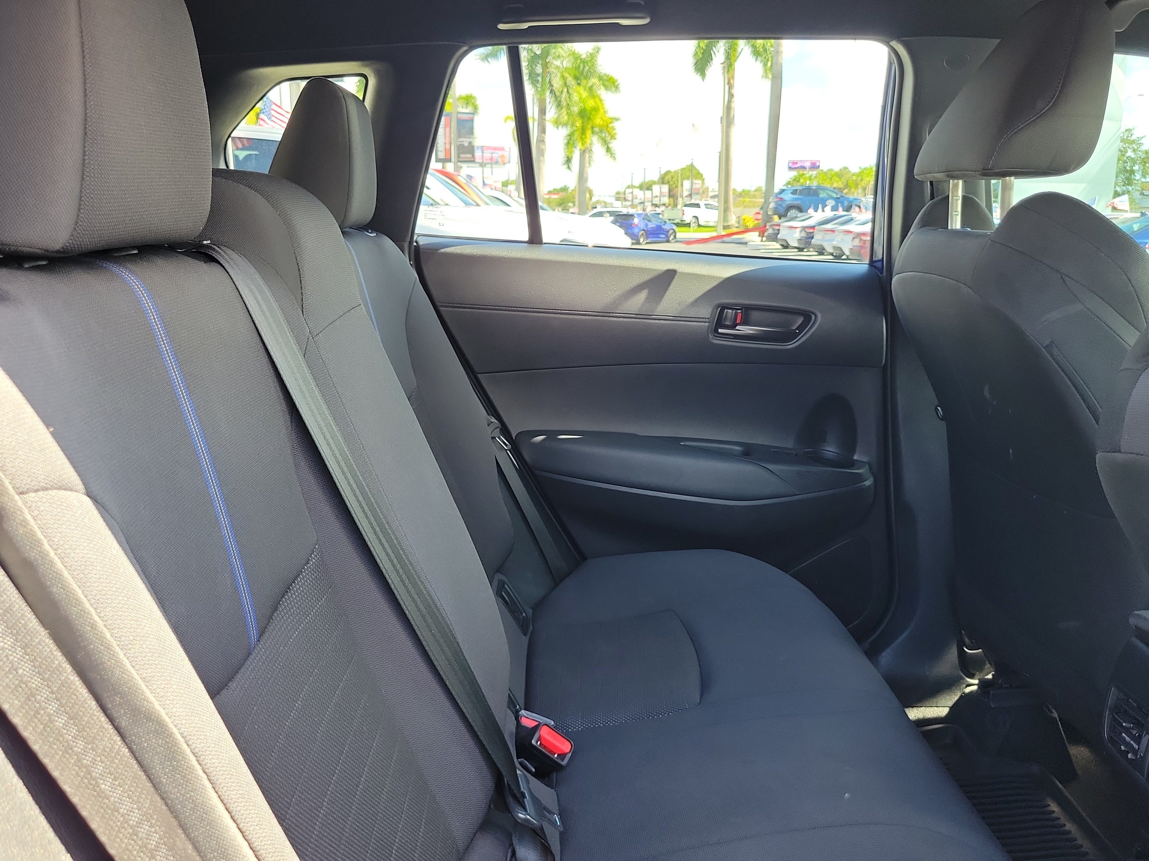 Used 2023 Toyota Corolla Cross AWD Hybrid image 15