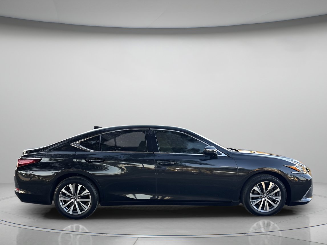 Used 2021 Lexus ES 350 w/ Premium Package image 2