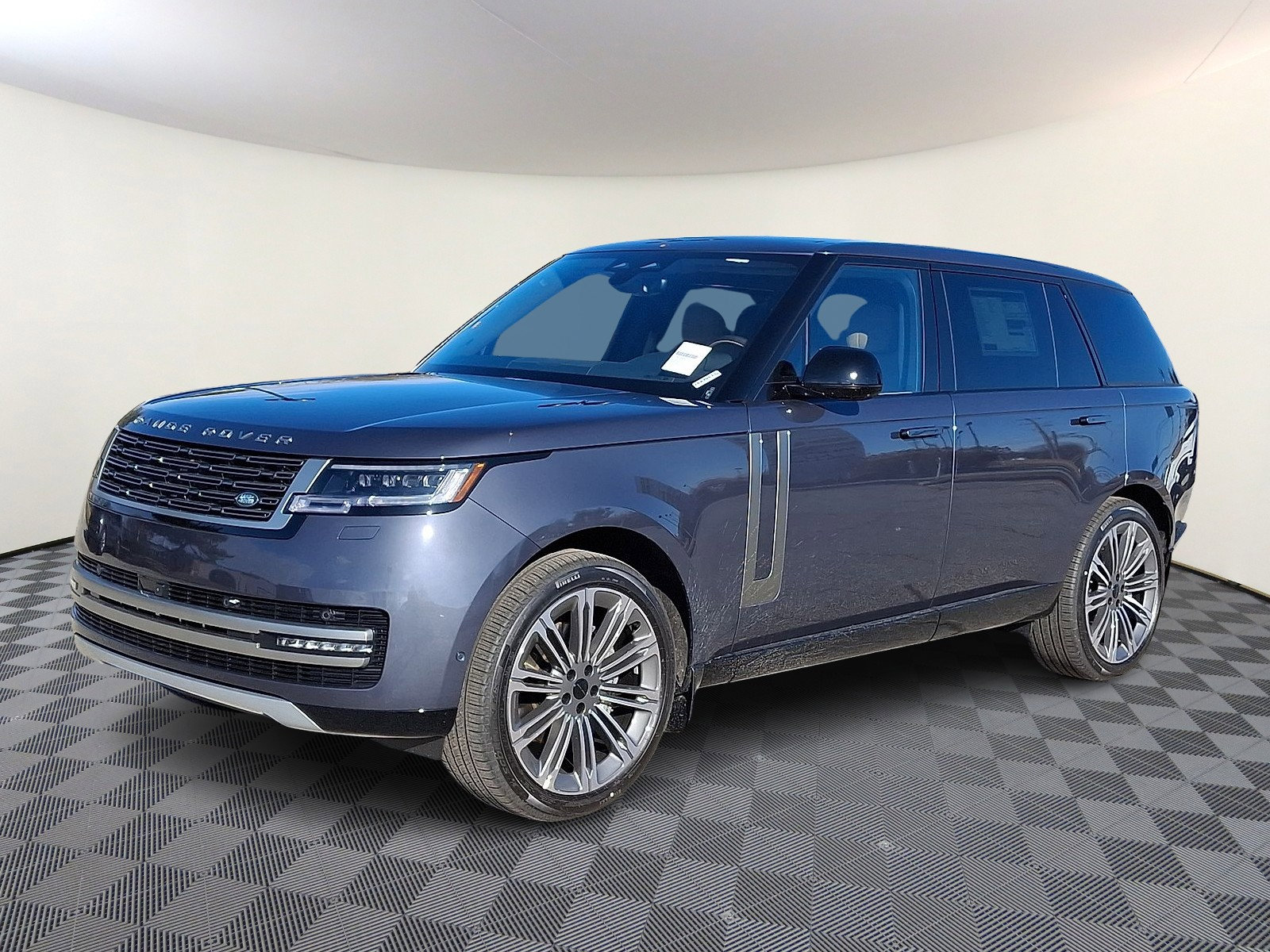 New 2026 Land Rover Range Rover Long Wheelbase SE image 1