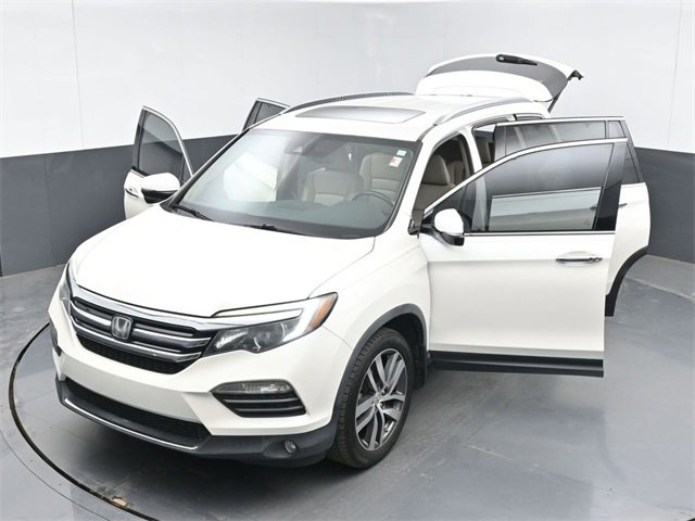 Used 2017 Honda Pilot Touring image 53