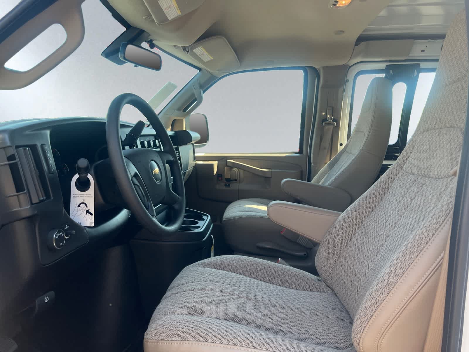 New 2026 Chevrolet Express 2500 w/ Communications Package RWD image 11