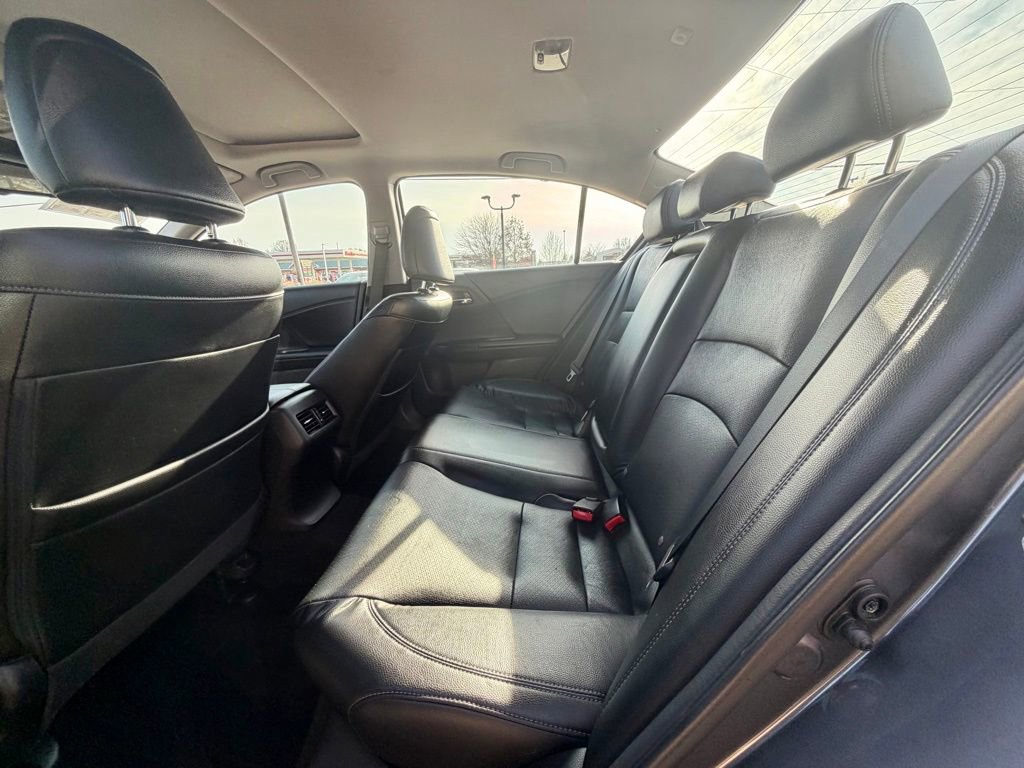 Used 2015 Honda Accord EX-L image 12