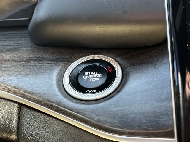Used 2022 Jeep Grand Cherokee L Overland AWD/4WD image 39