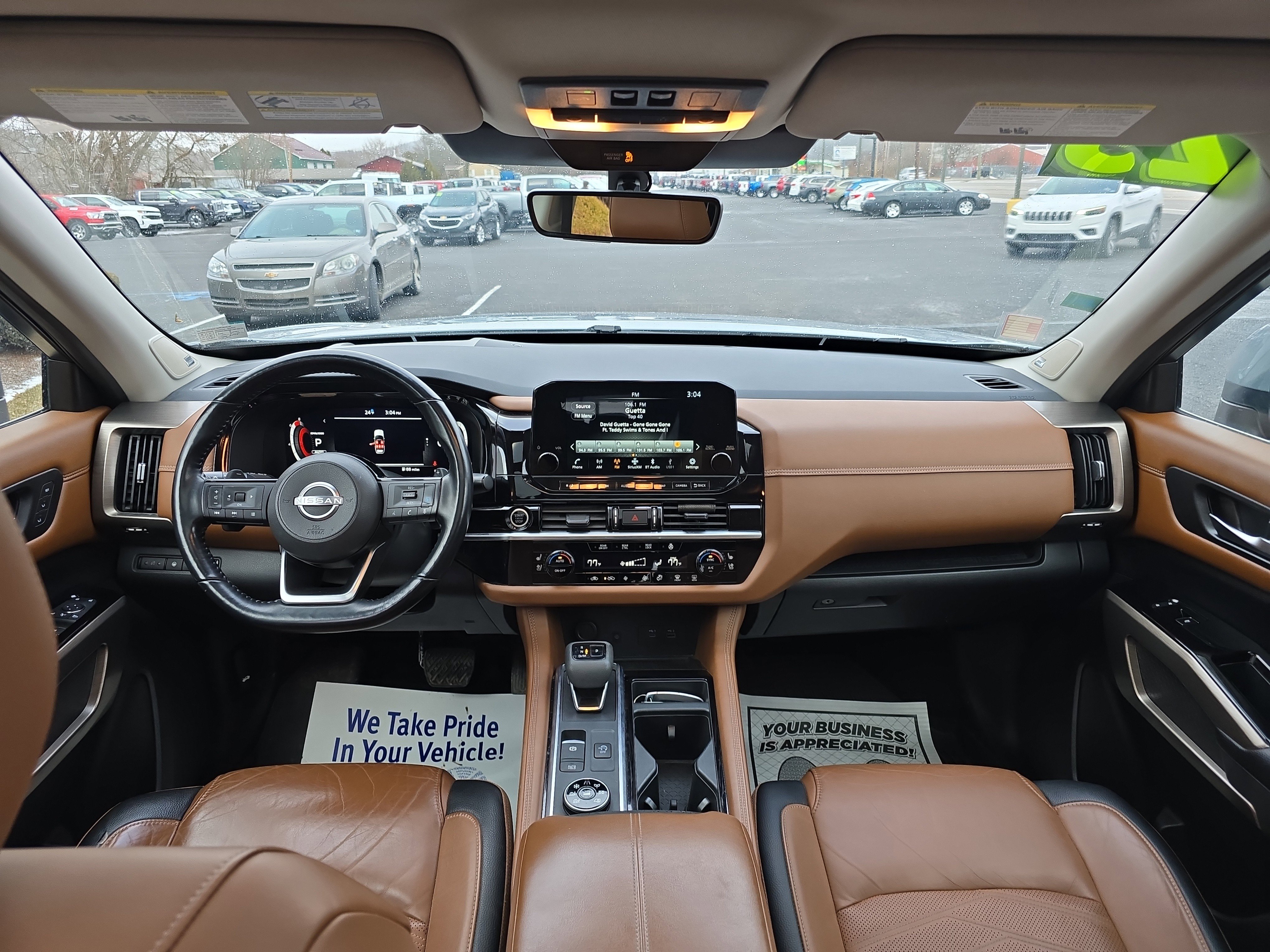 Used 2023 Nissan Pathfinder Platinum image 15