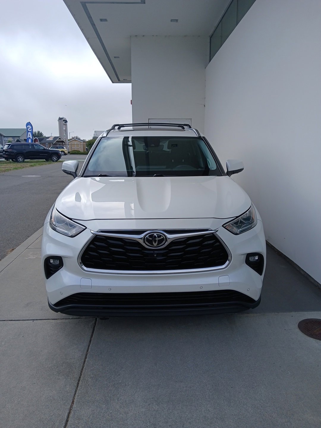 Used 2020 Toyota Highlander Limited image 7