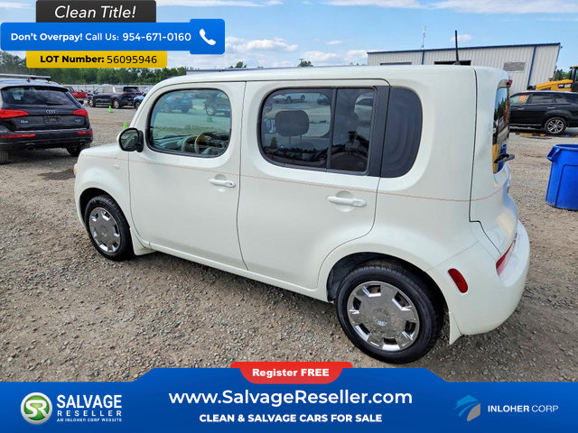 Used 2010 Nissan Cube 1.8 S w/ Interior Designer Pkg FWD image 3