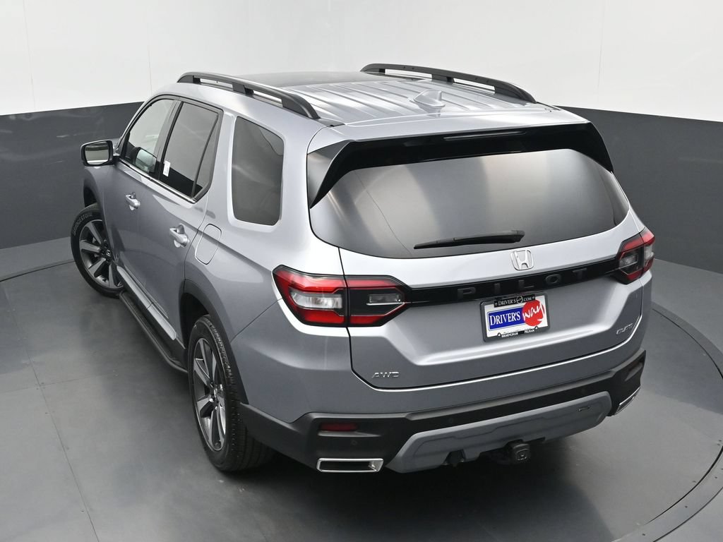 Used 2024 Honda Pilot Elite image 37