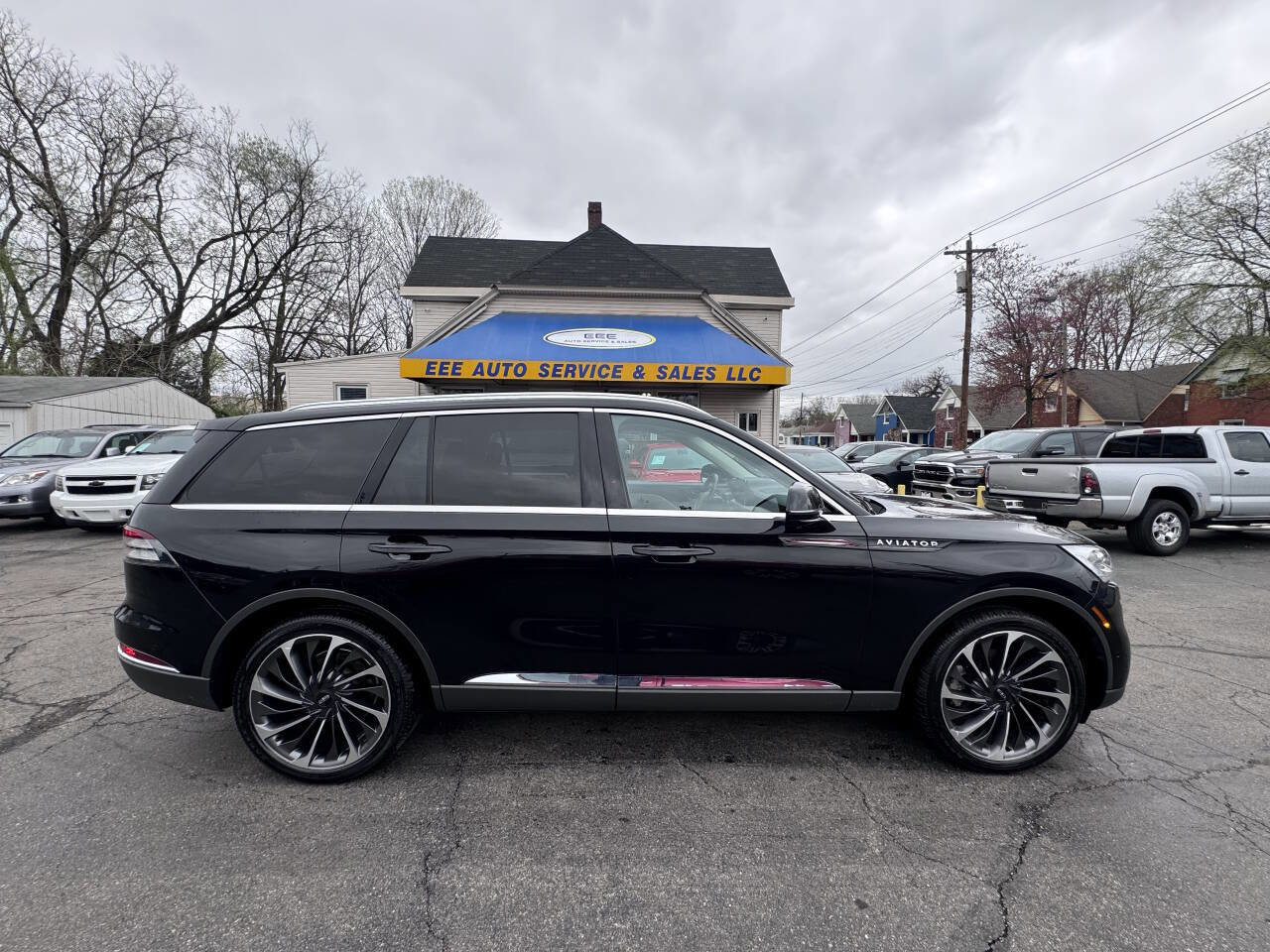 Used 2020 Lincoln Aviator Reserve w/ Equipment Group 202A image 1
