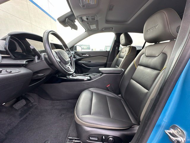 Used 2025 Chevrolet Trax ACTIV w/ Sunroof Package FWD image 28