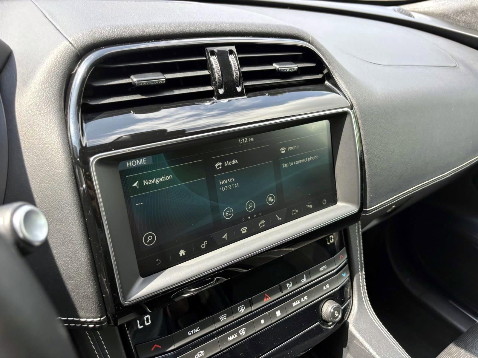 Used 2019 Jaguar F-PACE R-Sport AWD/4WD image 18